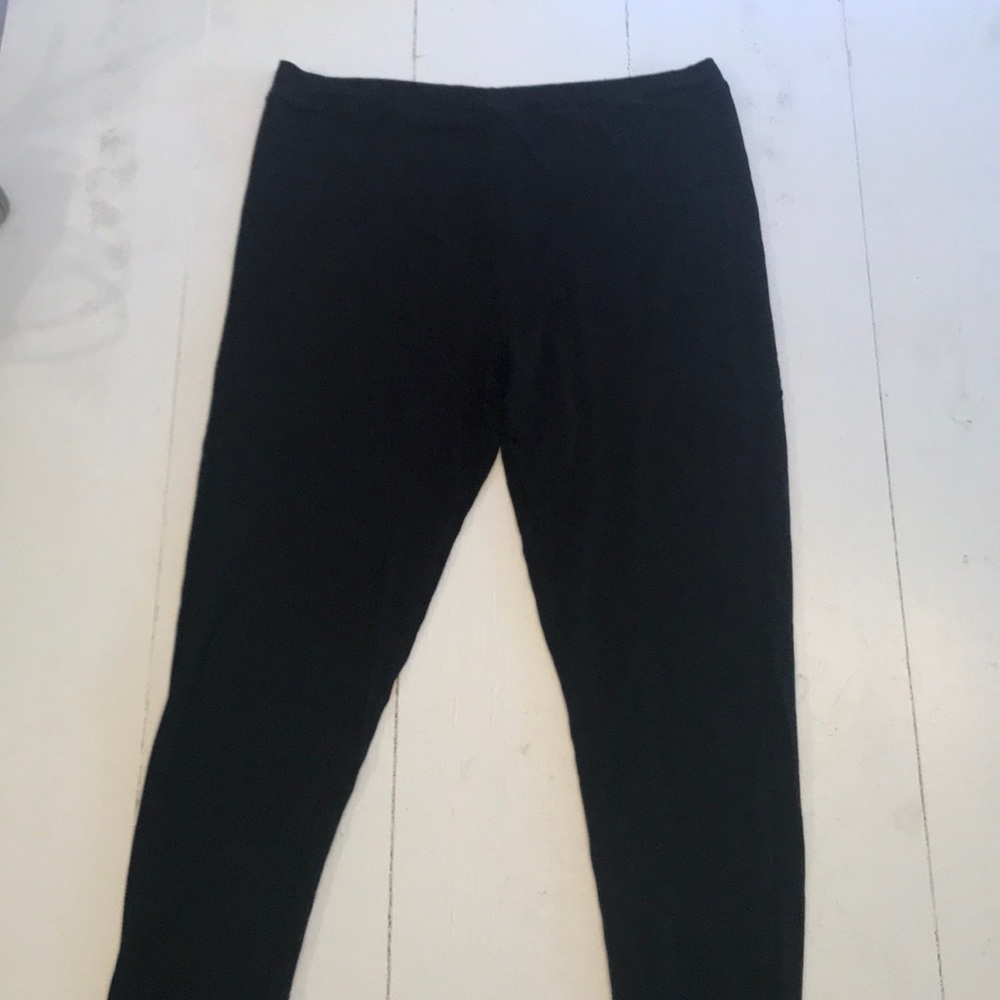 Black leggings